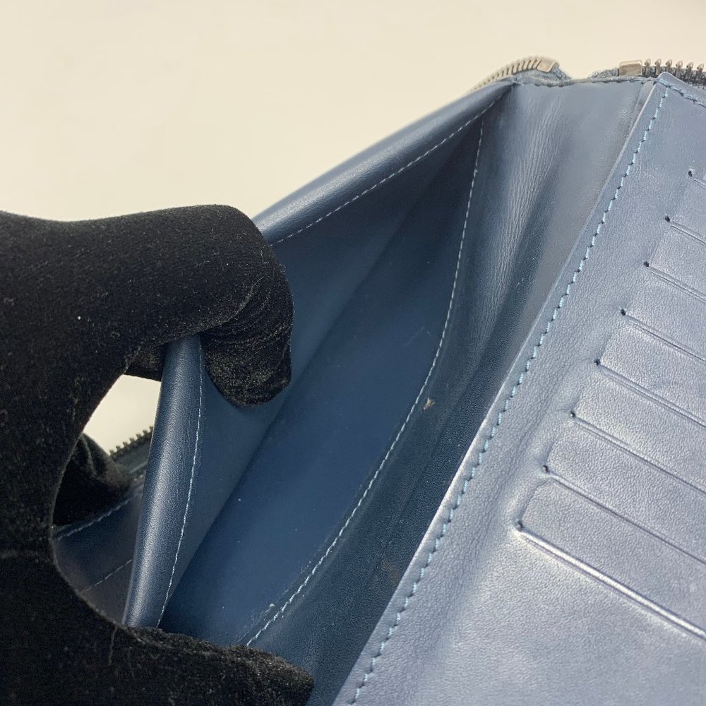 Louis Vuitton Zippy Wallet - Picture 7 of 12